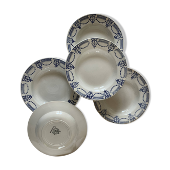 “Colonial” iron earth plates