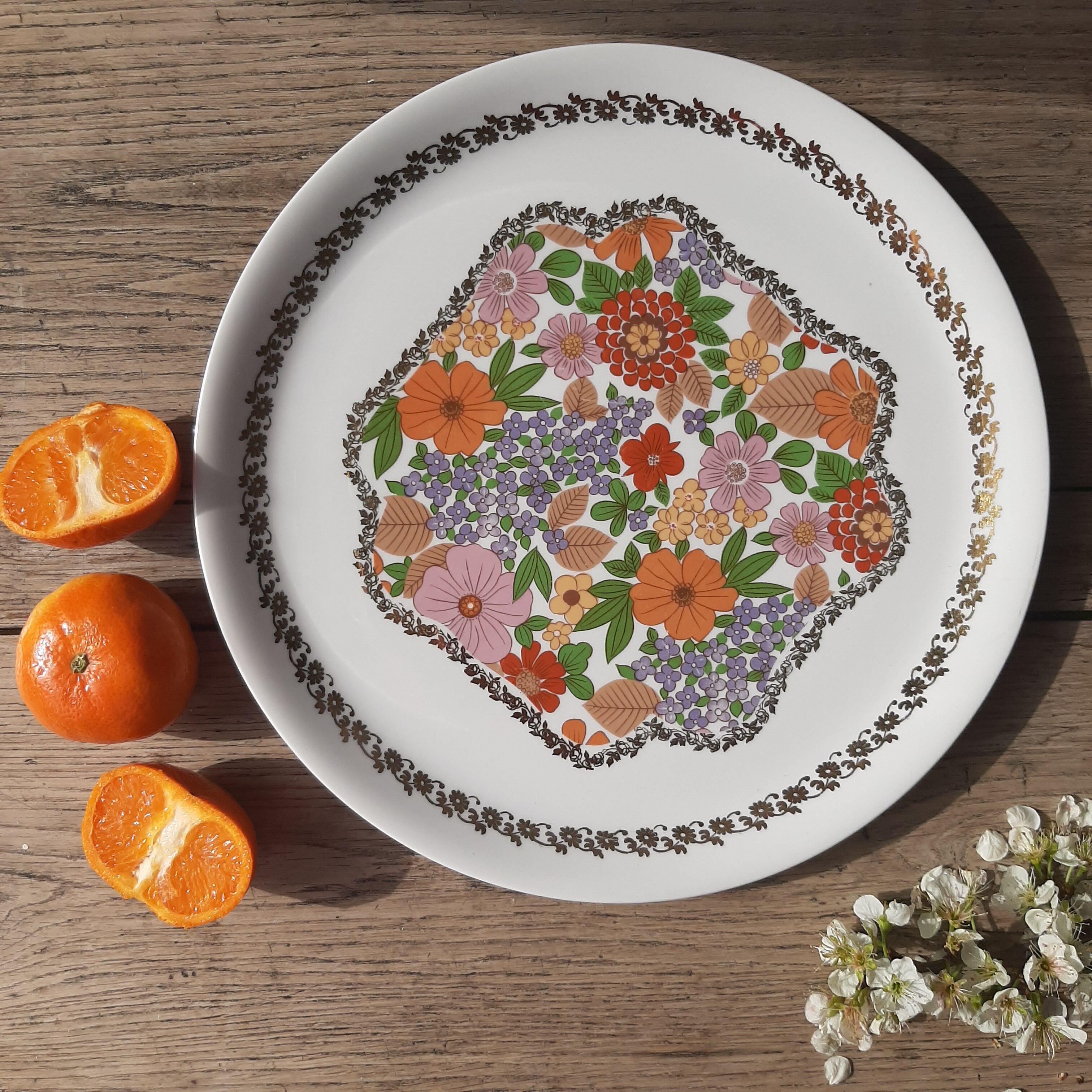Plate presentation Pillivuyt orange flowers