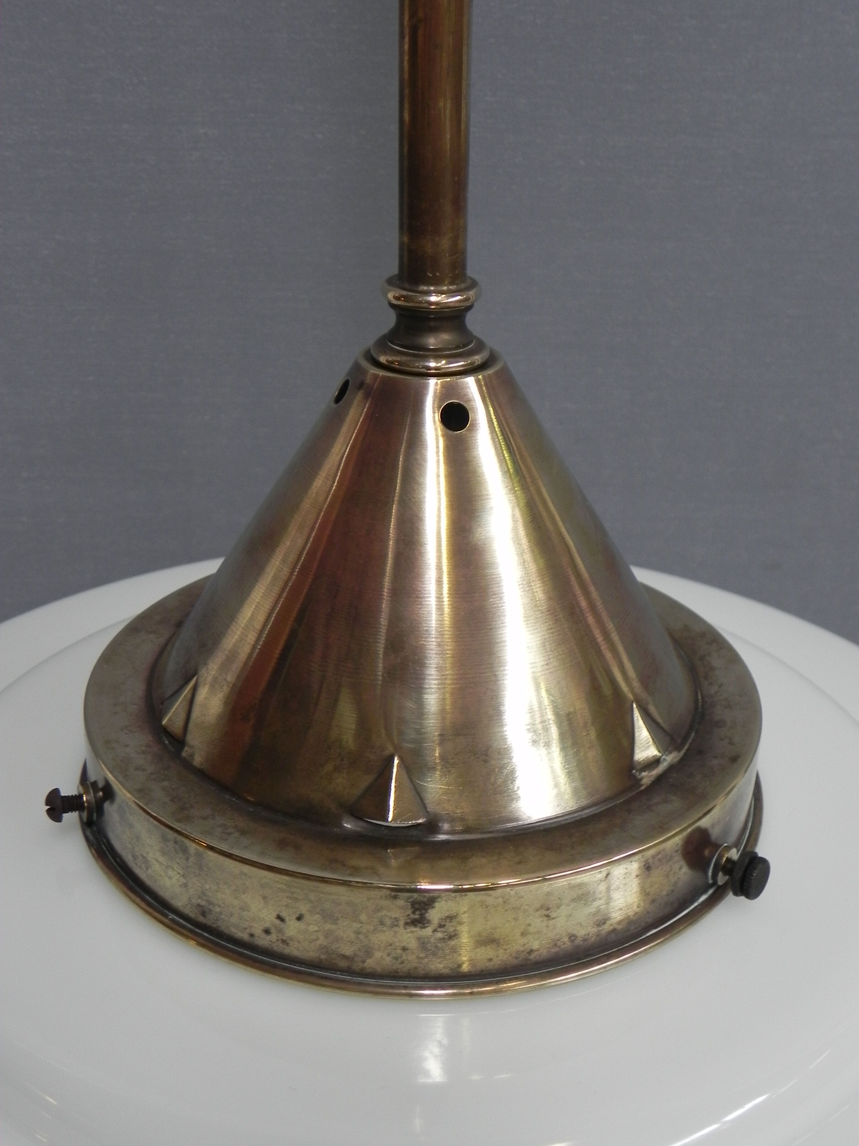 Art Deco hanging lamp