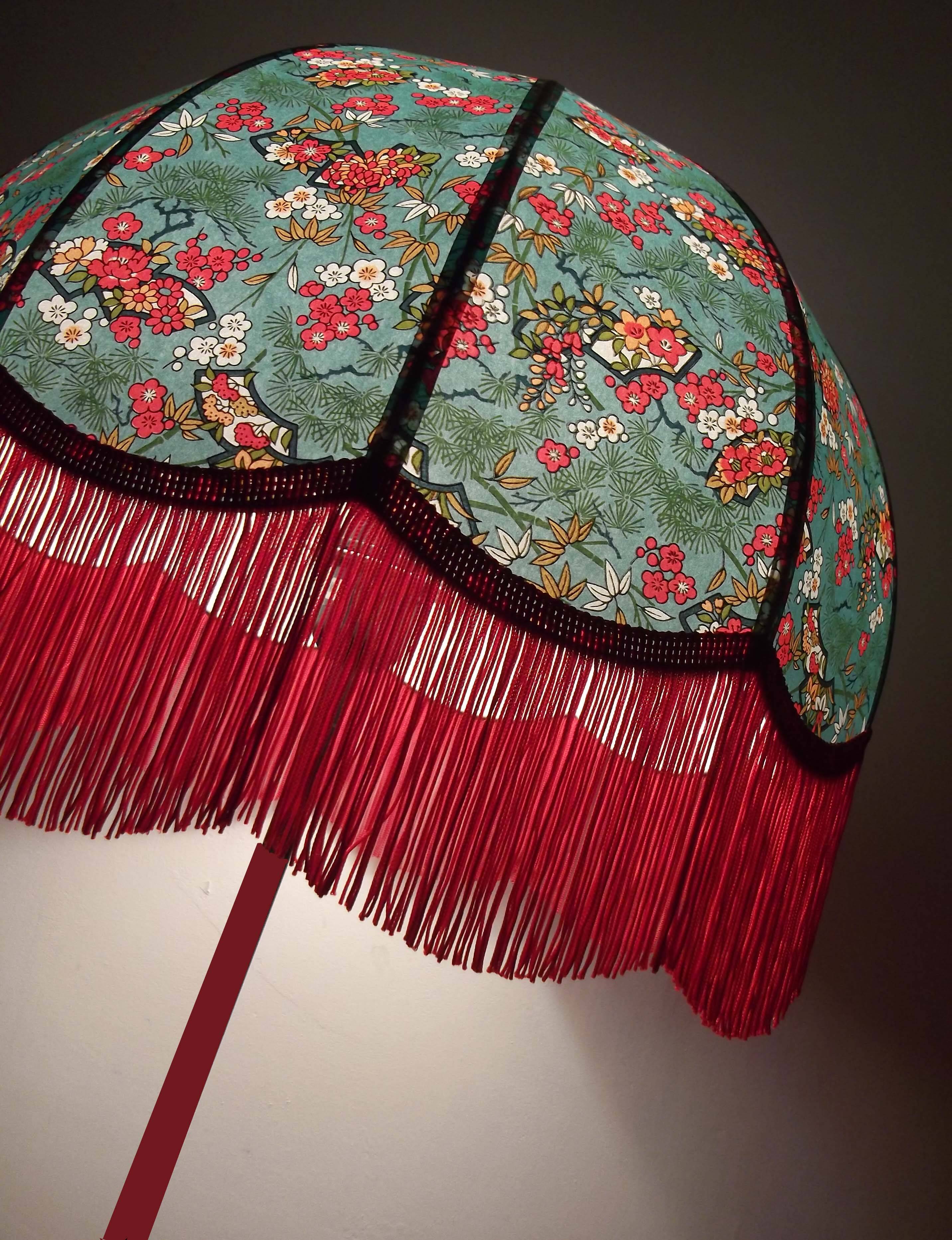 "Ania" retro fringed lampshade.