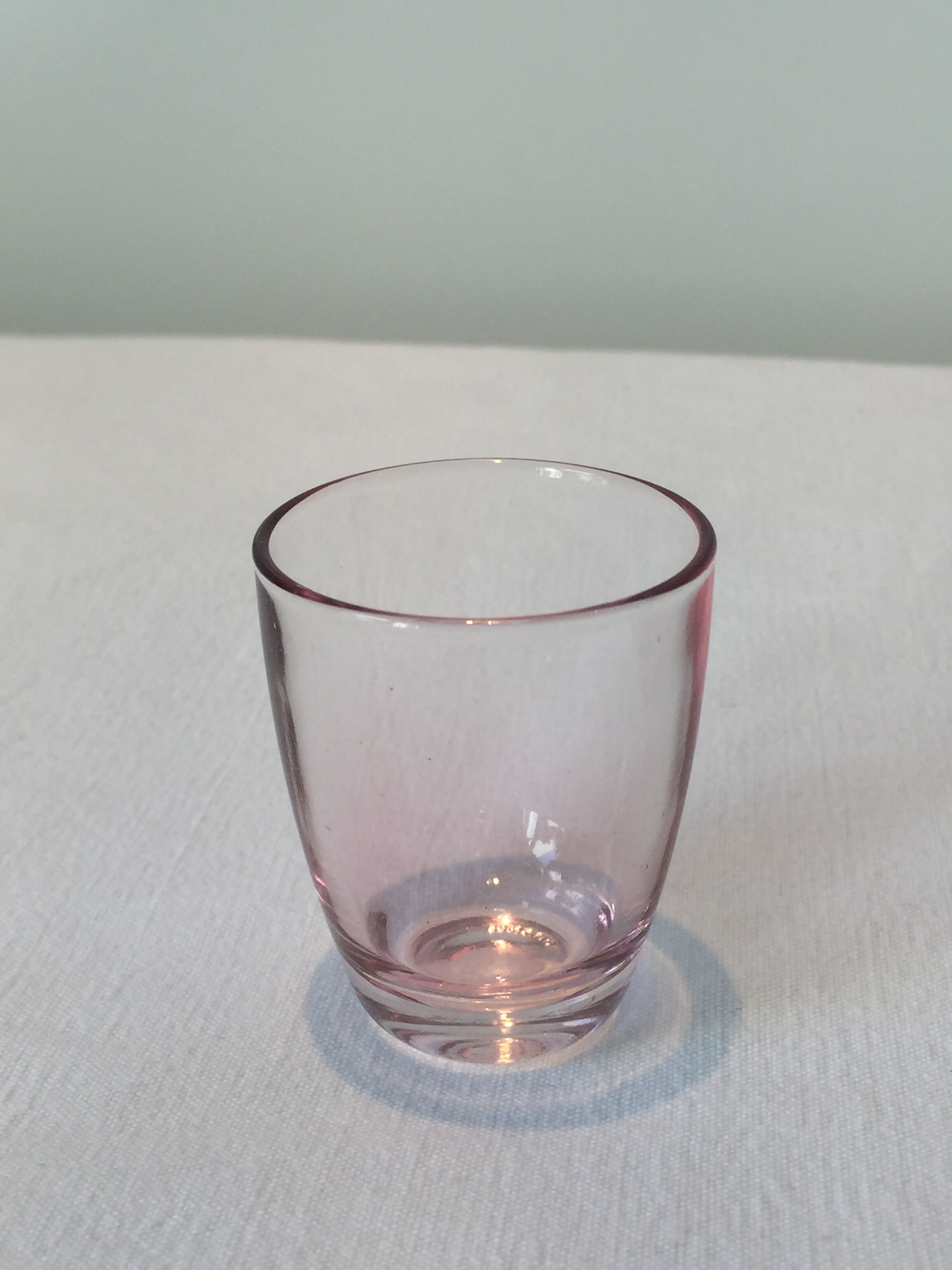 Lot of 6 shot glasses smoked with their metal holders