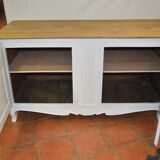 Double door skated oak buffet