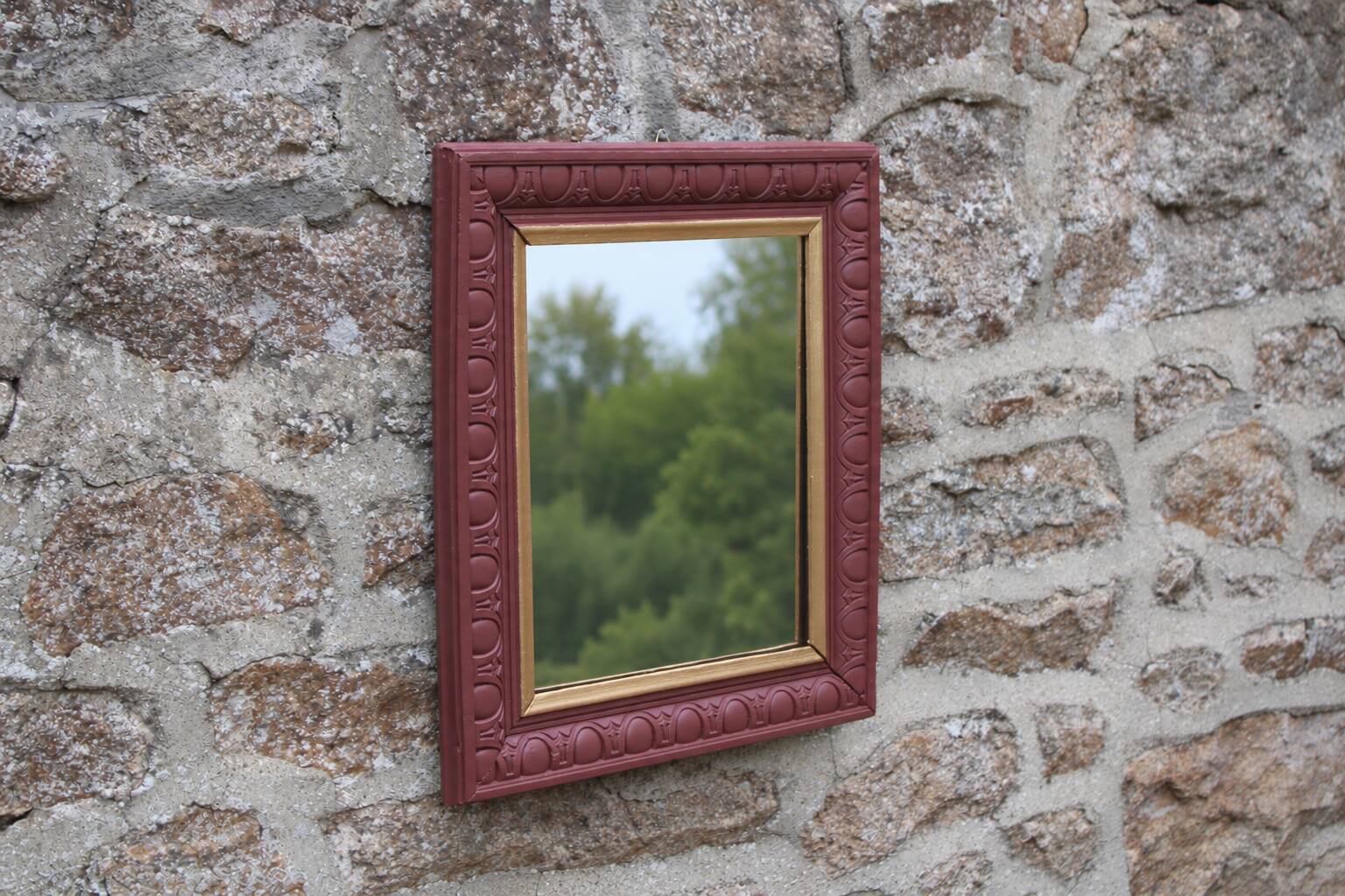Vintage wall mirror in carved wood, burgundy and gold – Art Deco style – H4