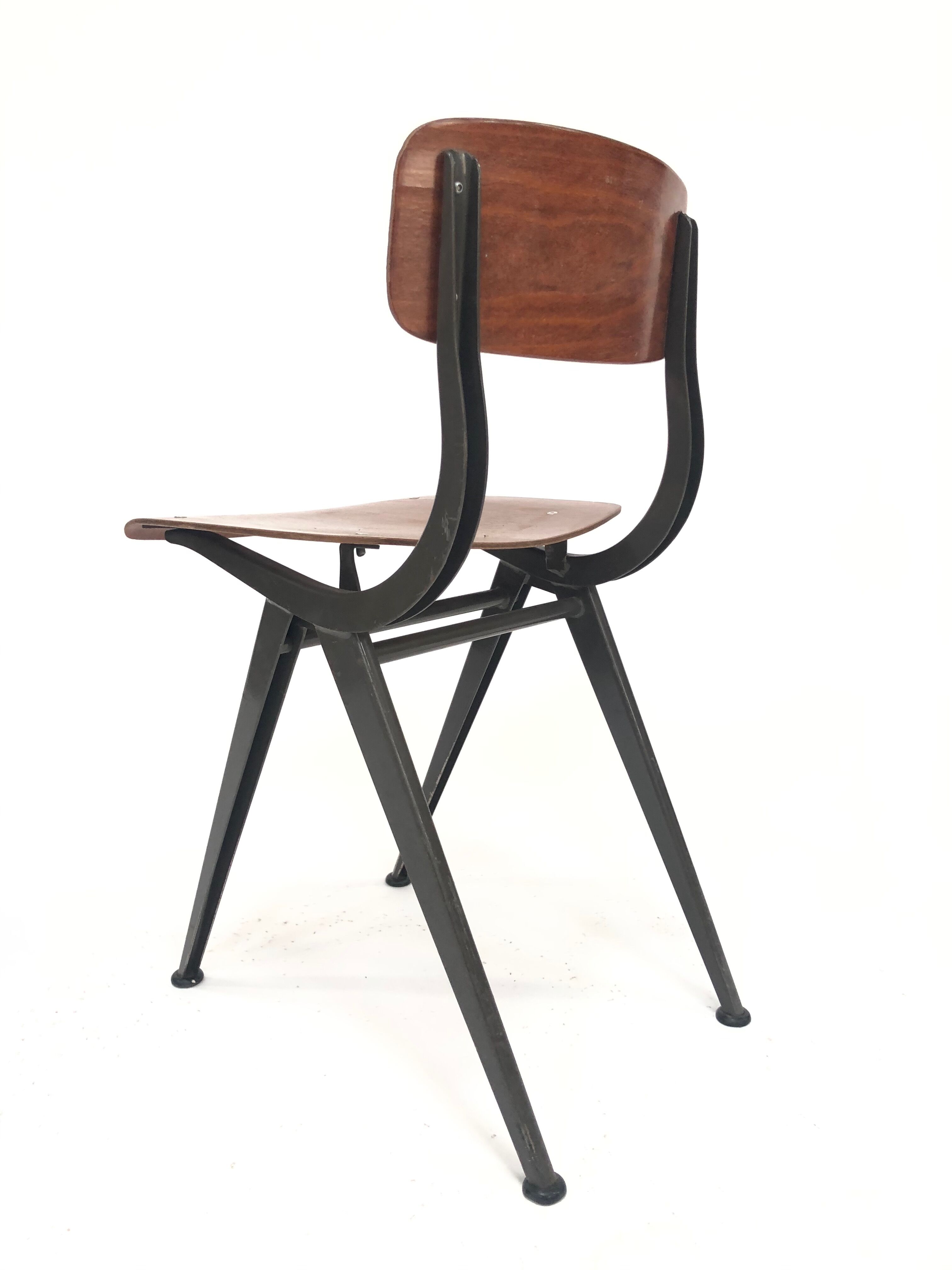 Marko Holland chair