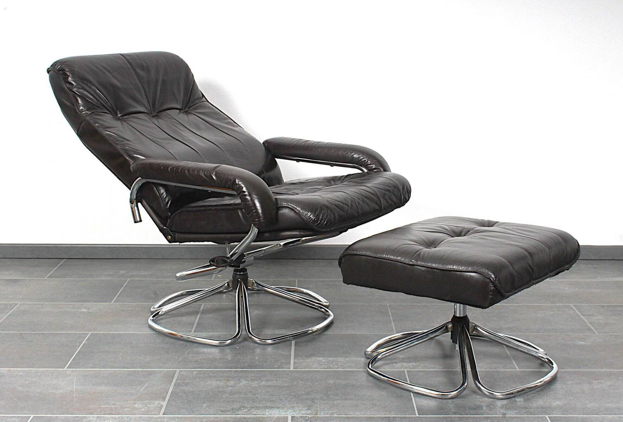 Unico 1970s Dark Brown Leather Lounge Chair and Ottoman Set of 2