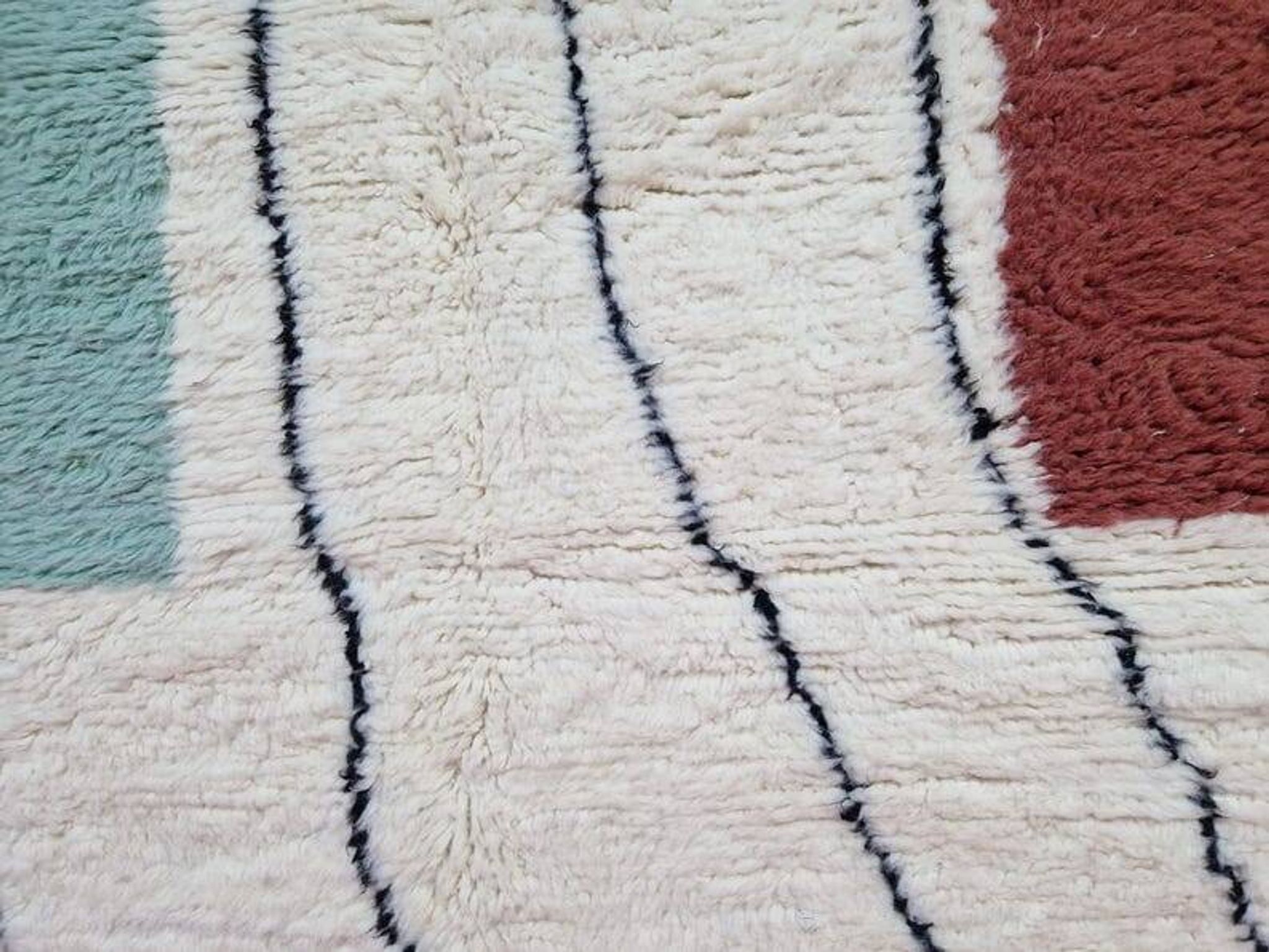 Handmade traditional pure wool rug size 1.5/2.5 m