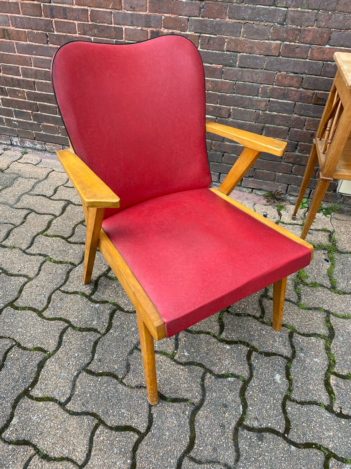 Pair of compass feet bridge chairs