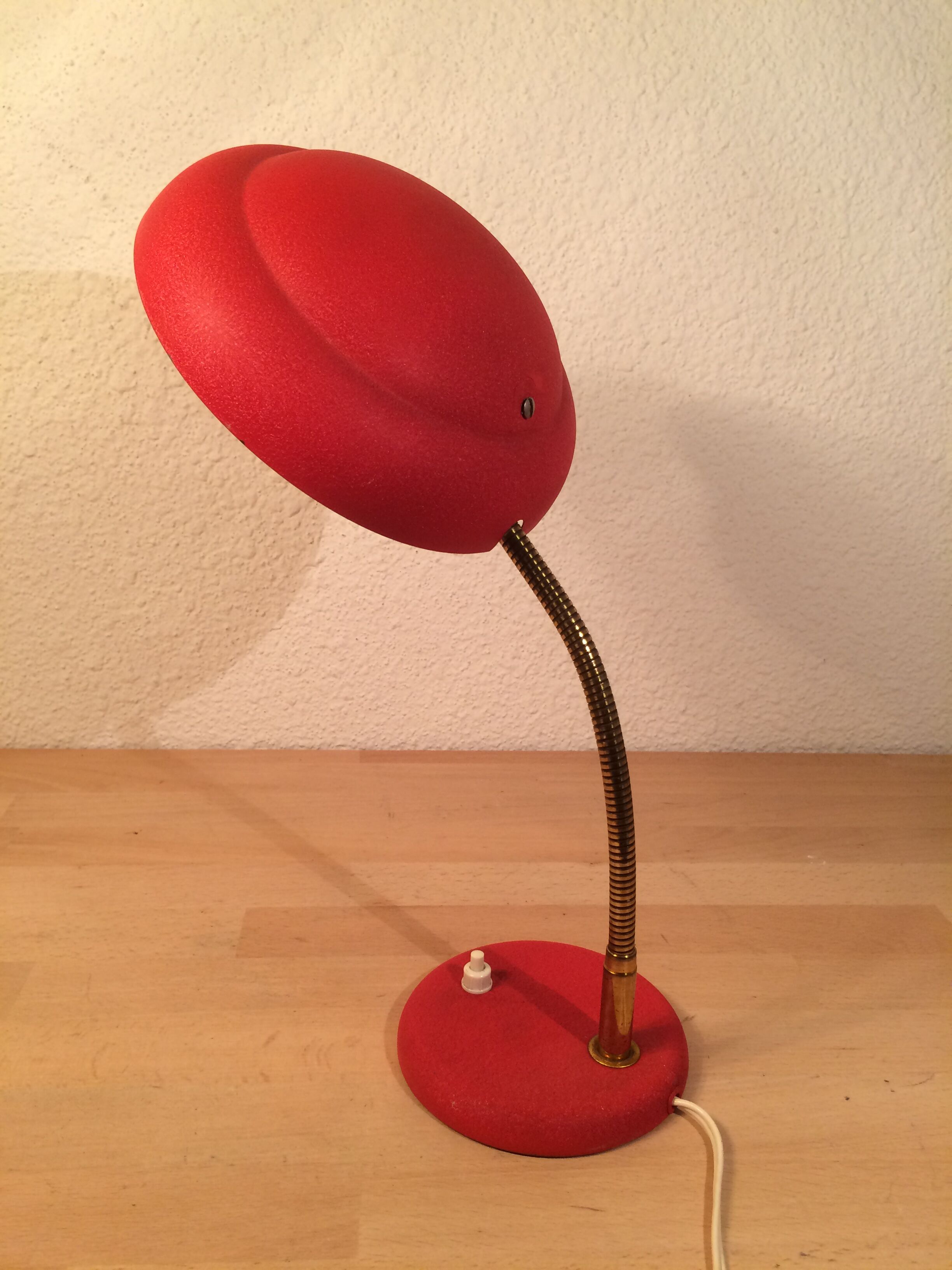 Lampe de bureau flexible rouge années 50 vintage