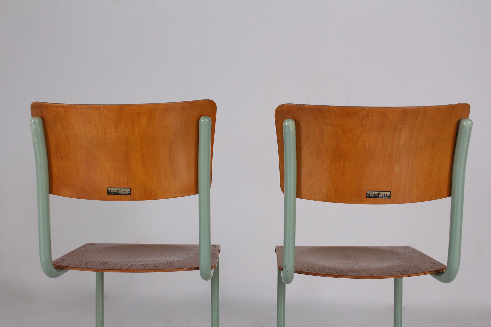 2 chairs style Bauhaus
