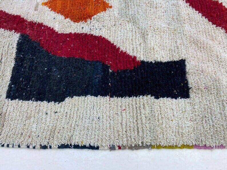 Handmade pure wool rug, size 140 x 260 cm.