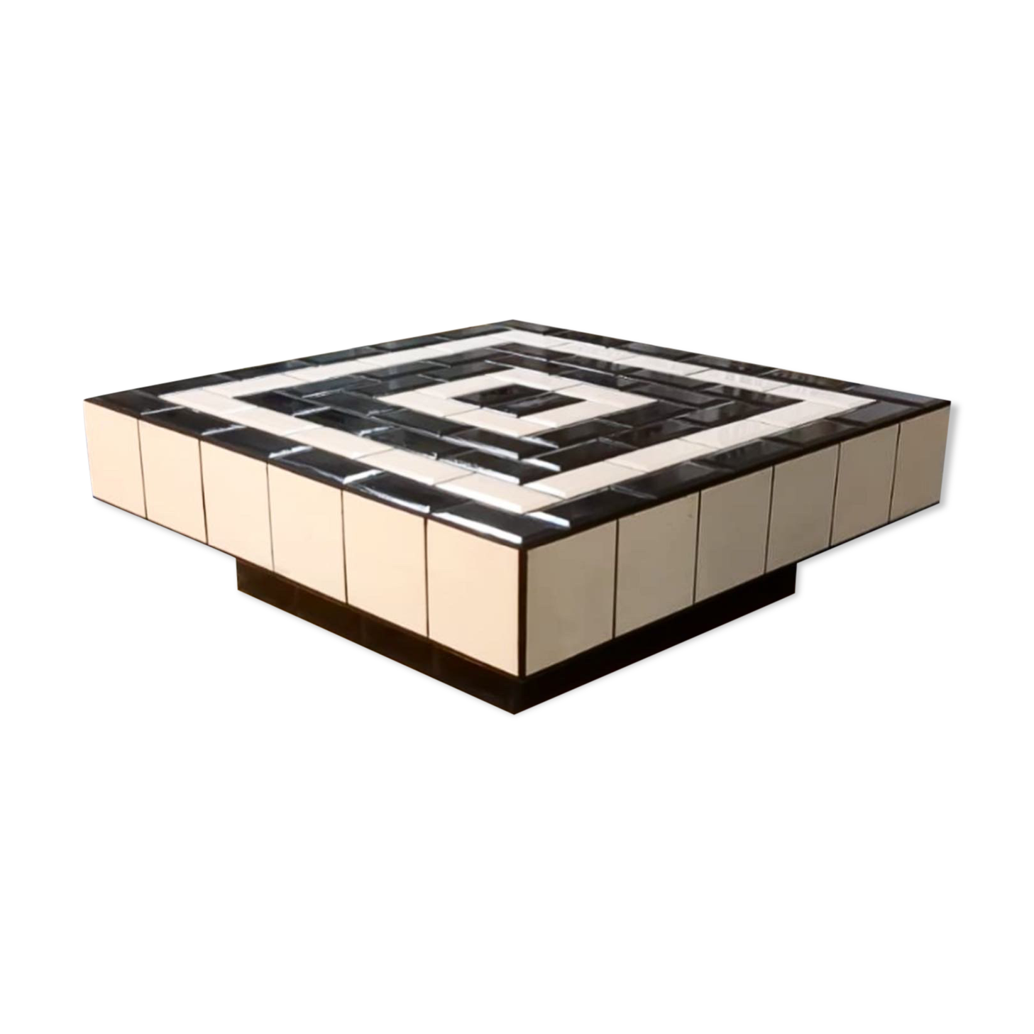 Coffee table tiles