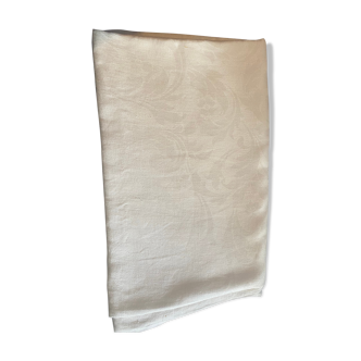 White linen tablecloth