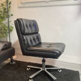 Cofemo leather armchair