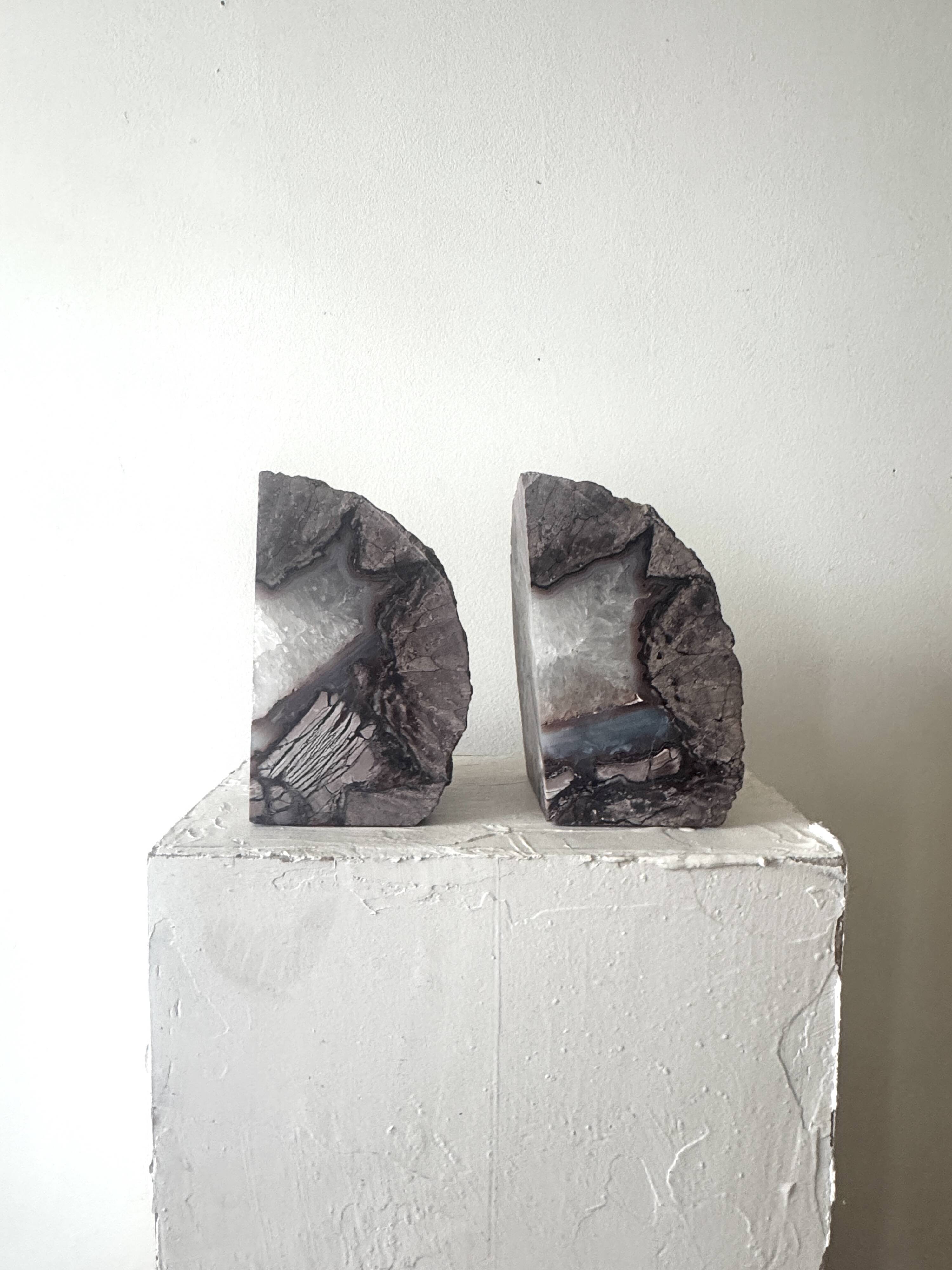 Mineral bookends made of genuine agate stone.