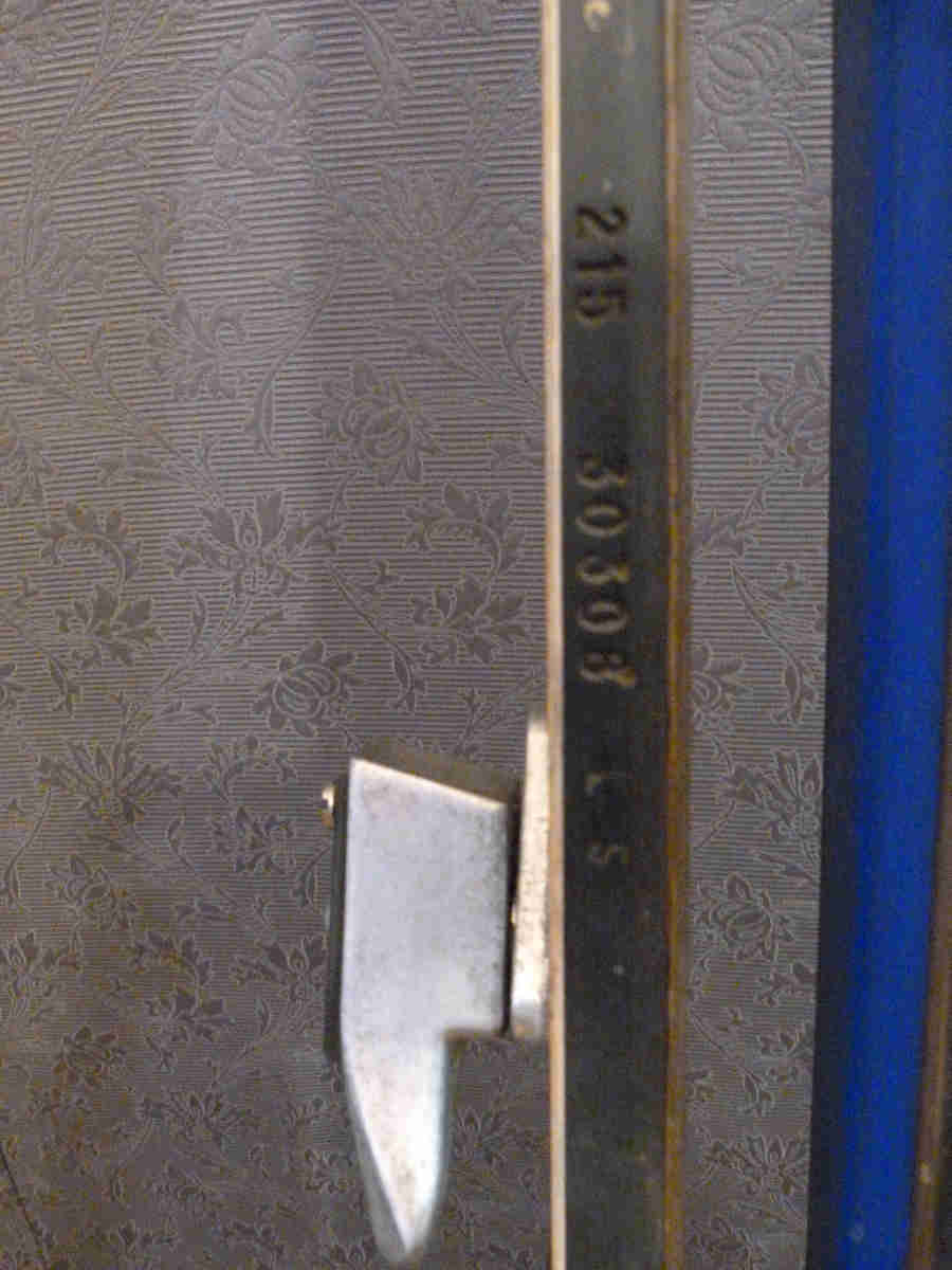 Vintage pair of ski team France