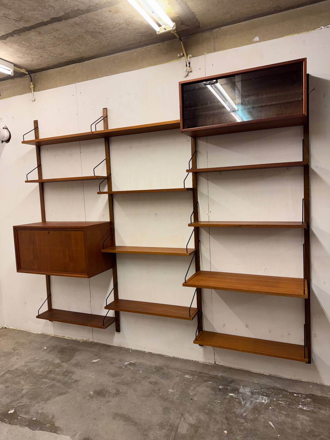 Meuble mural scandinave vintage en teck par Poul Cadovius pour Royal System, Cope