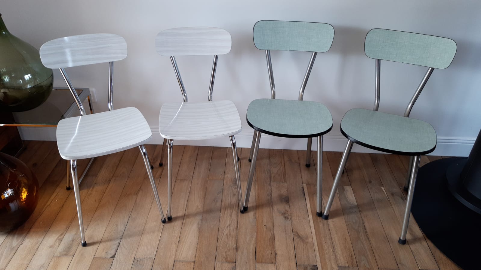 Set of 4 chairs in formica blaches and water green 70s