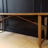 Folding brewery table