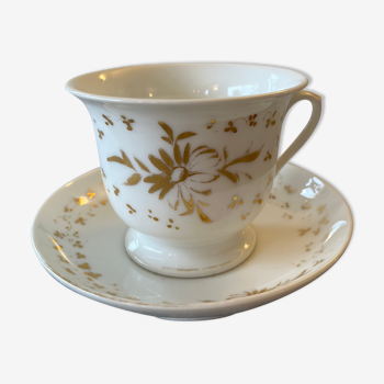 Porcelain tea cup or chocolate