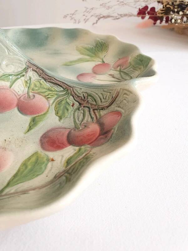 Majolica servant St Clement Art Nouveau