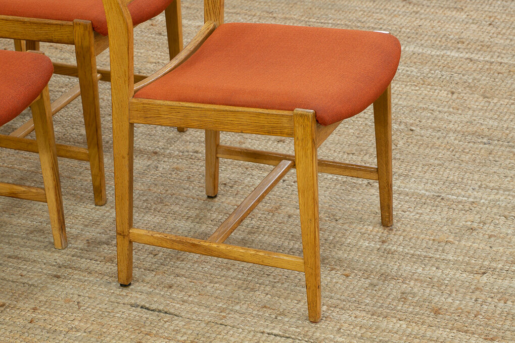 Series of Scandinavian chairs 45.5 cm