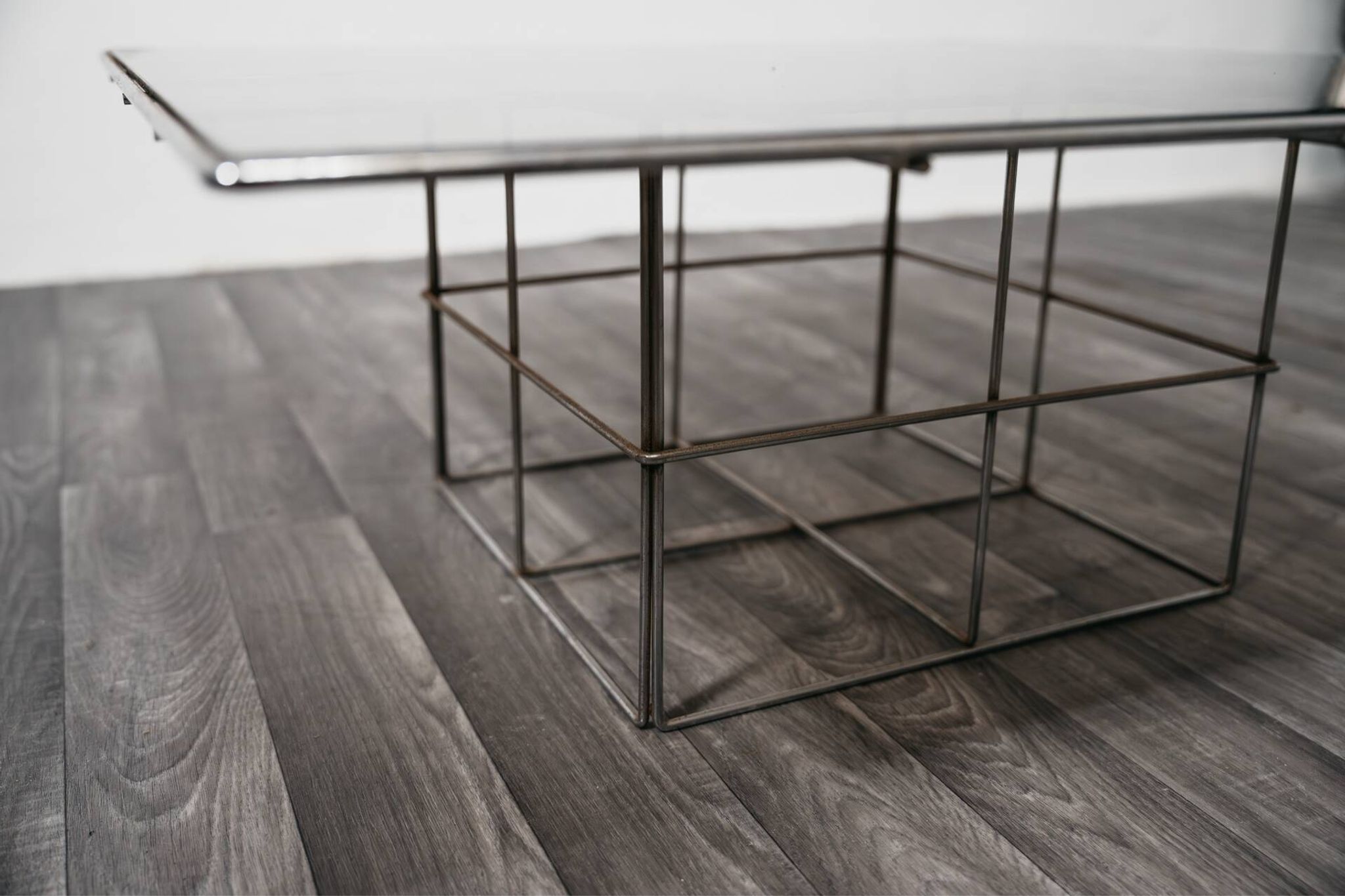Table basse en acier, années 1970
