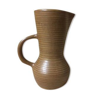 Digoin sandstone pitcher