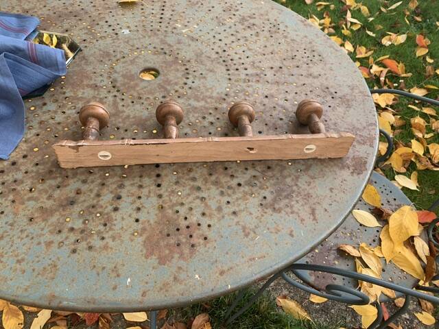 Coat rack in carved and varnished wood, imitation bamboo, 4 hooks