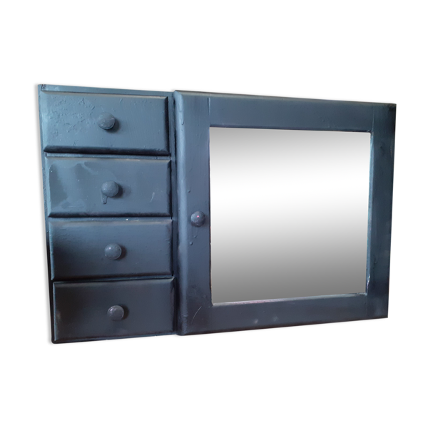 Armoire de toilette vintage