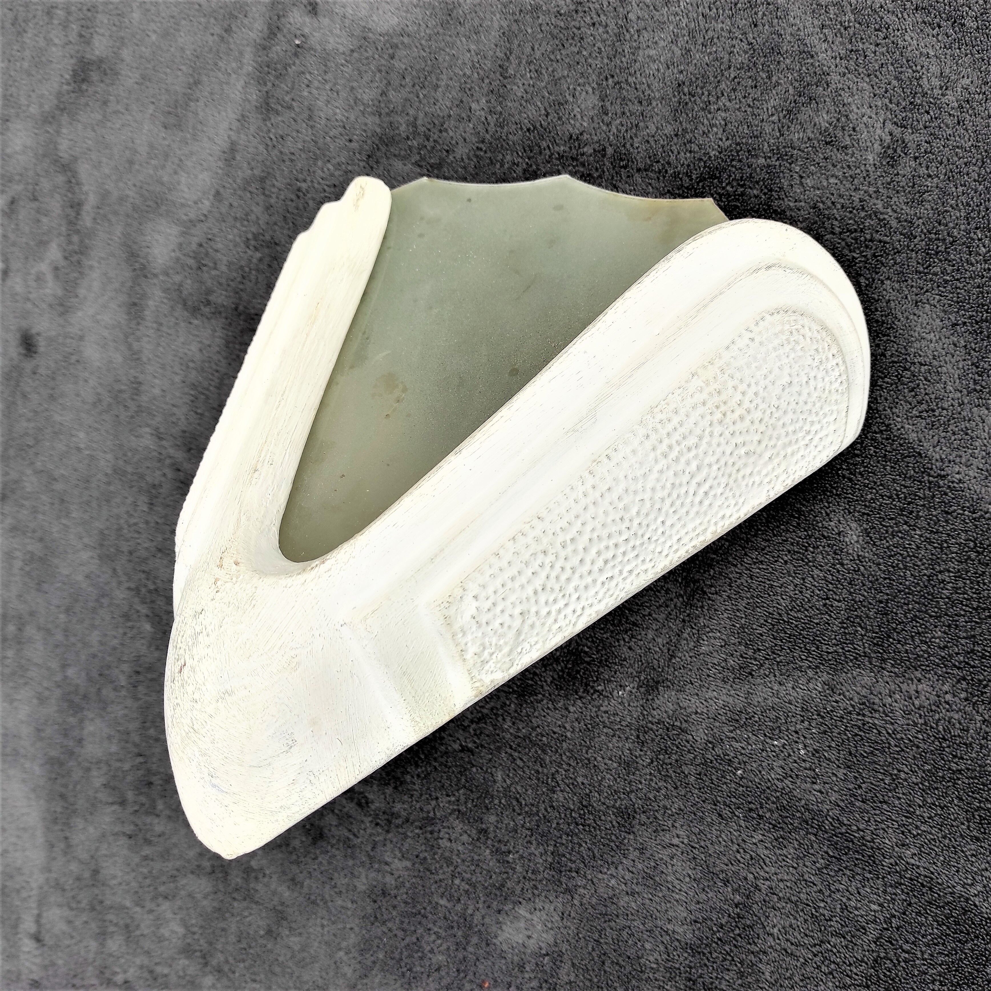 Art Deco plaster corner wall sink with frosted glass cut to 3 points