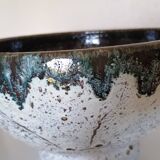 Accolay stoneware bowl - black & white lava glaze
