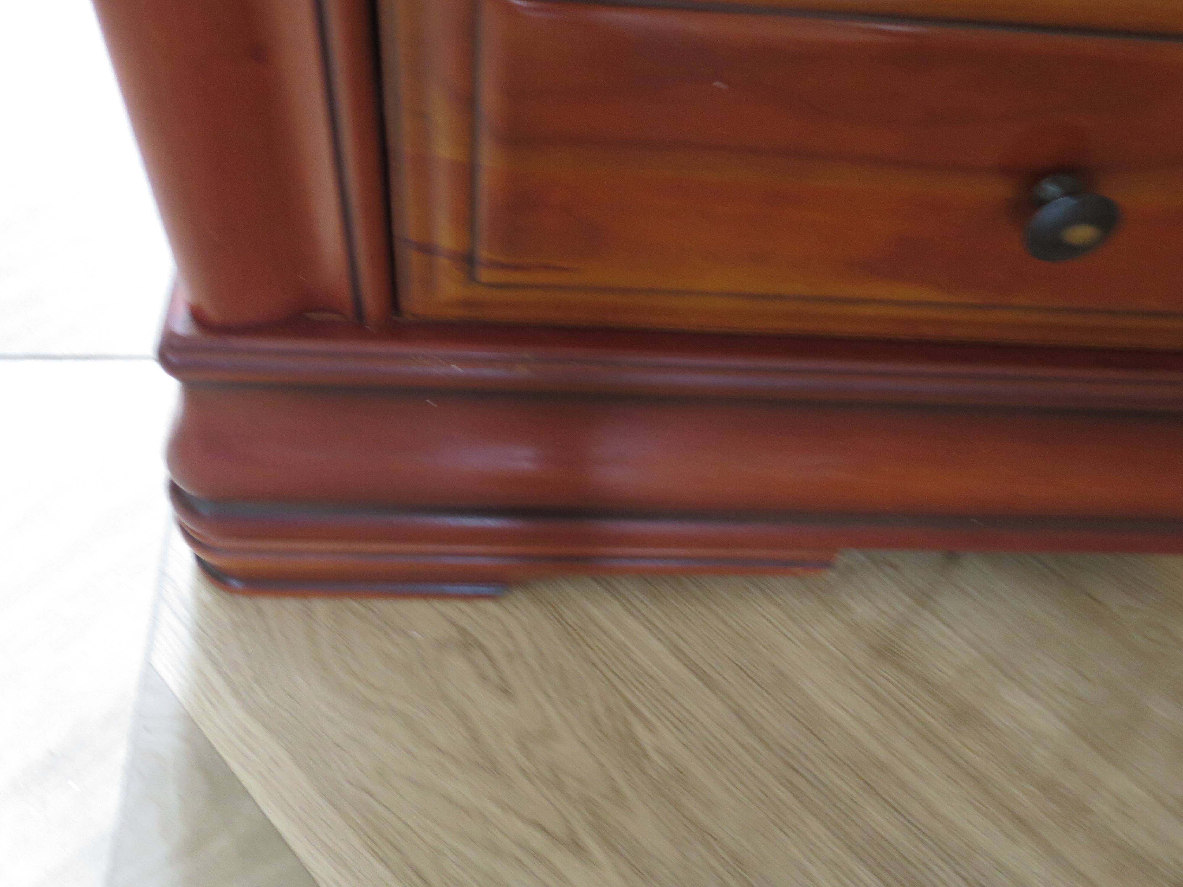 Cherrywood chest of drawers with ogee – 4 drawers – 80s – Louis Philippe style