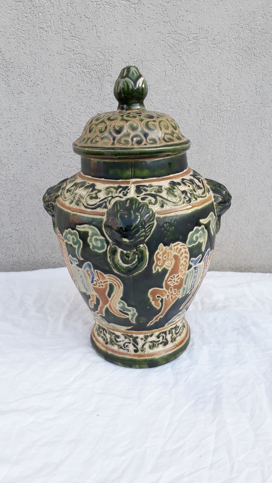 Ceramic covered pot