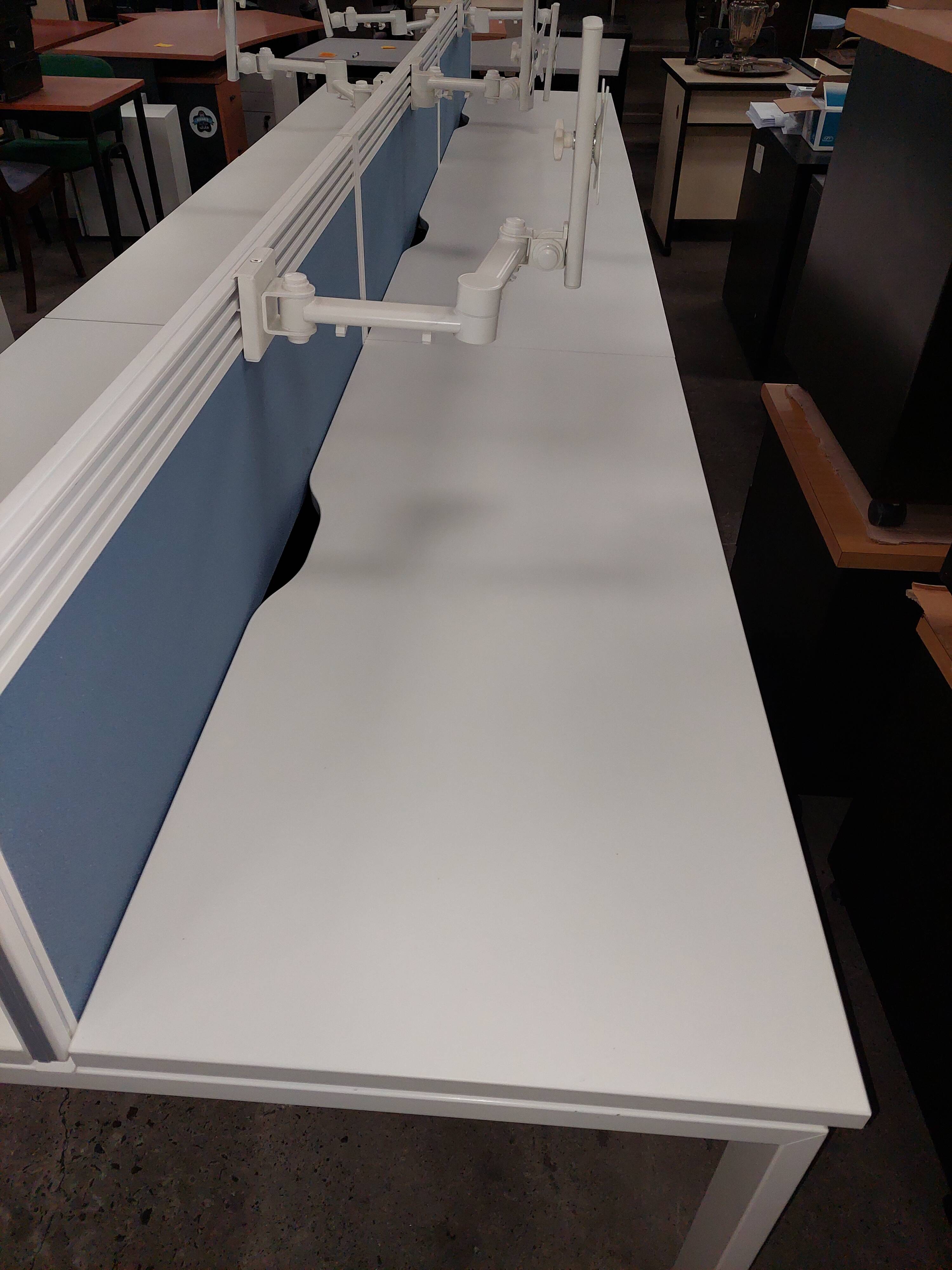 Bench desks 6 workstations with 3 removable partitions used good condition
