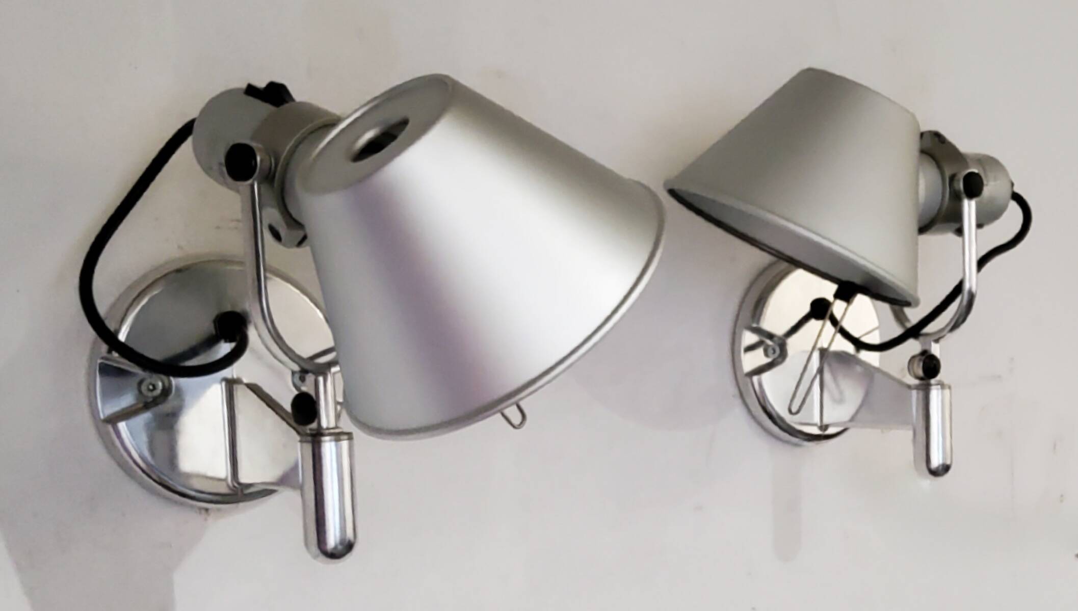Pair of Tolomeo Artemide wall lights – Italian design – aluminum