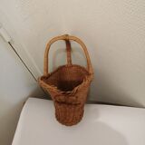 Wicker basket bottle holder