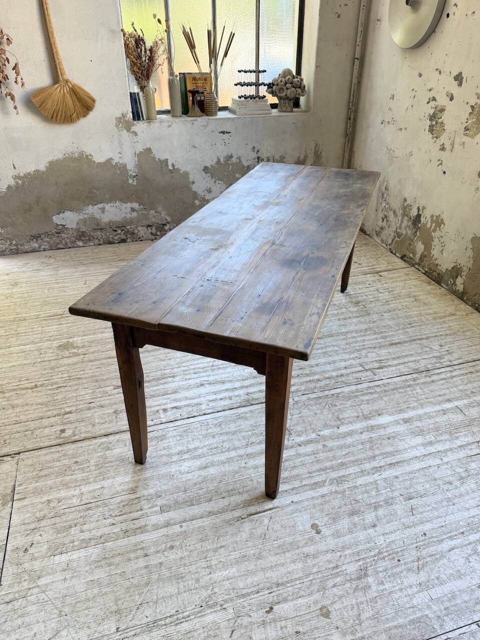 1950s oak farmhouse table with spindle legs