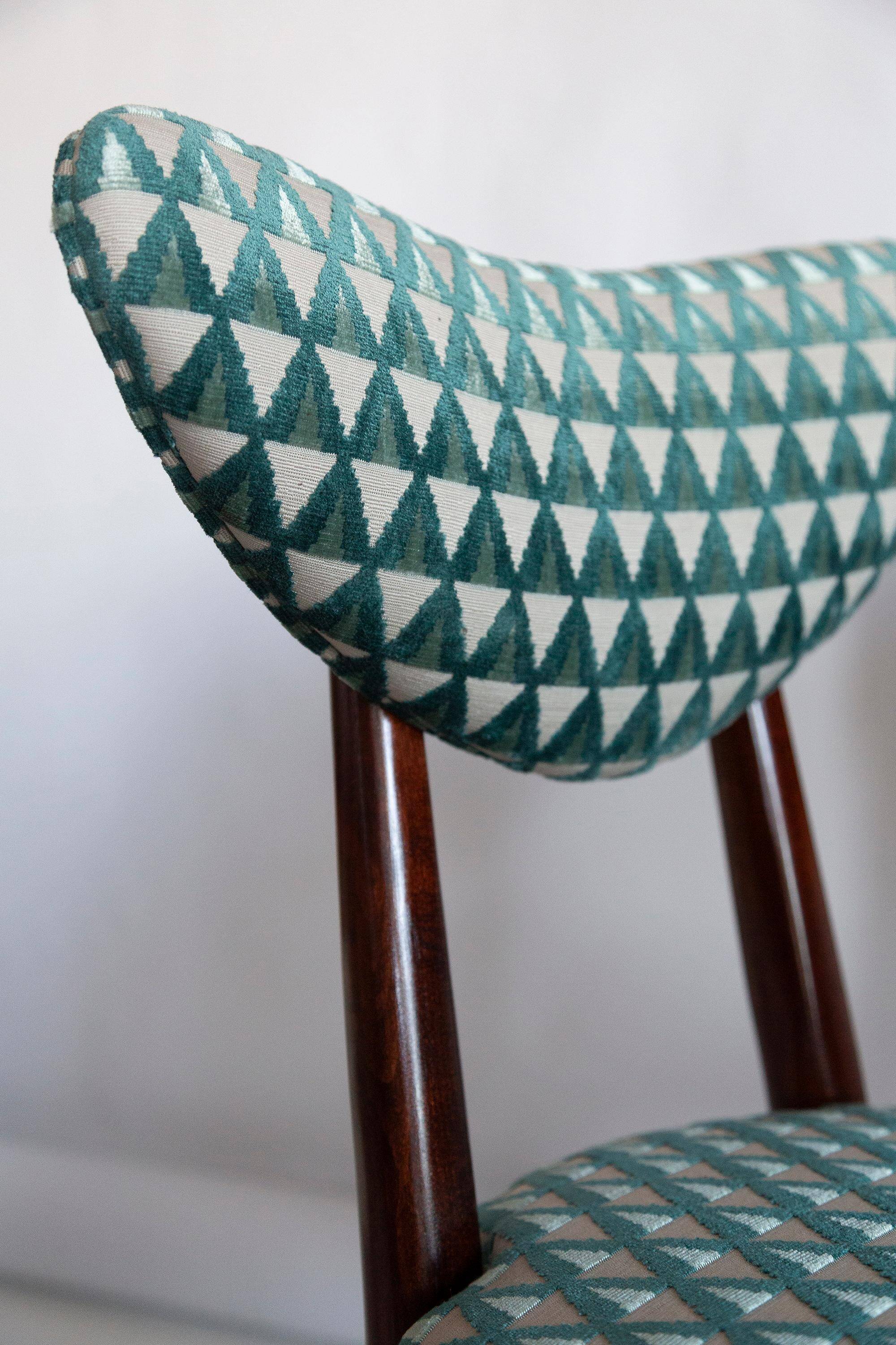 Mid-Century heart-shaped armchair in Amuleto green velvet, Europe, 1960s