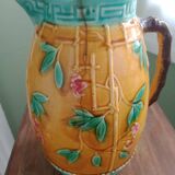 Japanese-style slip pitcher
