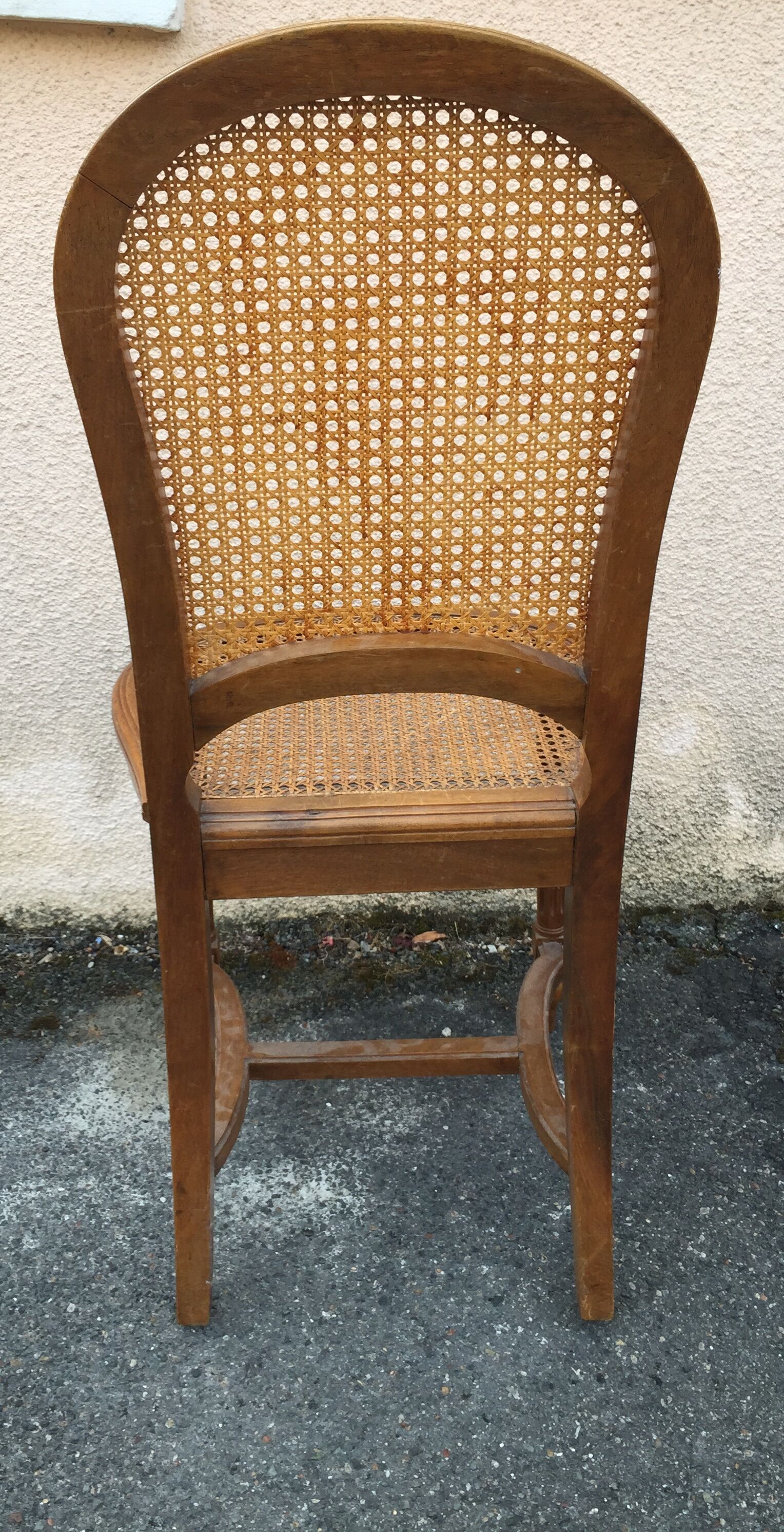 Set of 5 wooden chairs cane