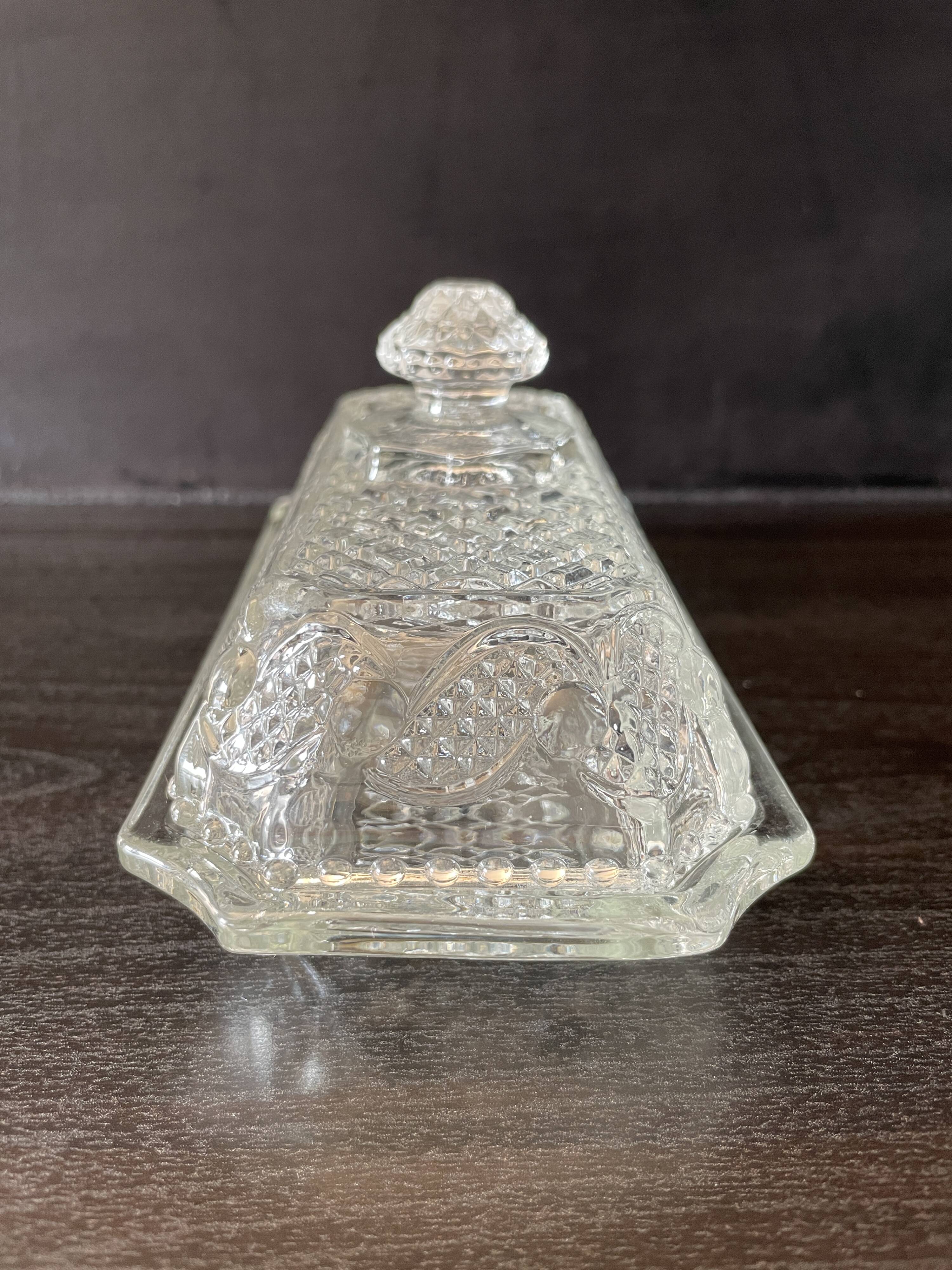 Avon soap dish (1980, United States)