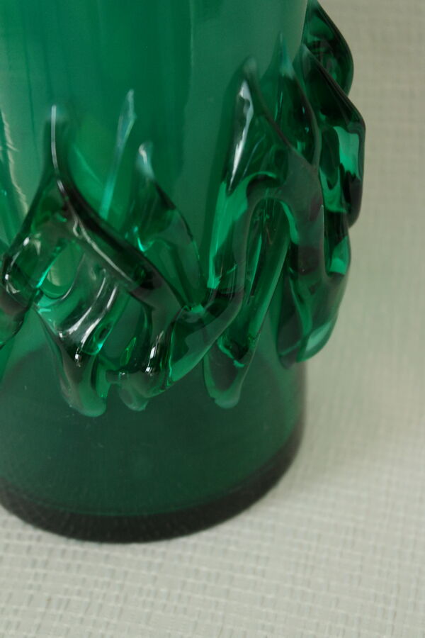 Vase en verre soufflé vert vintage, Pologne