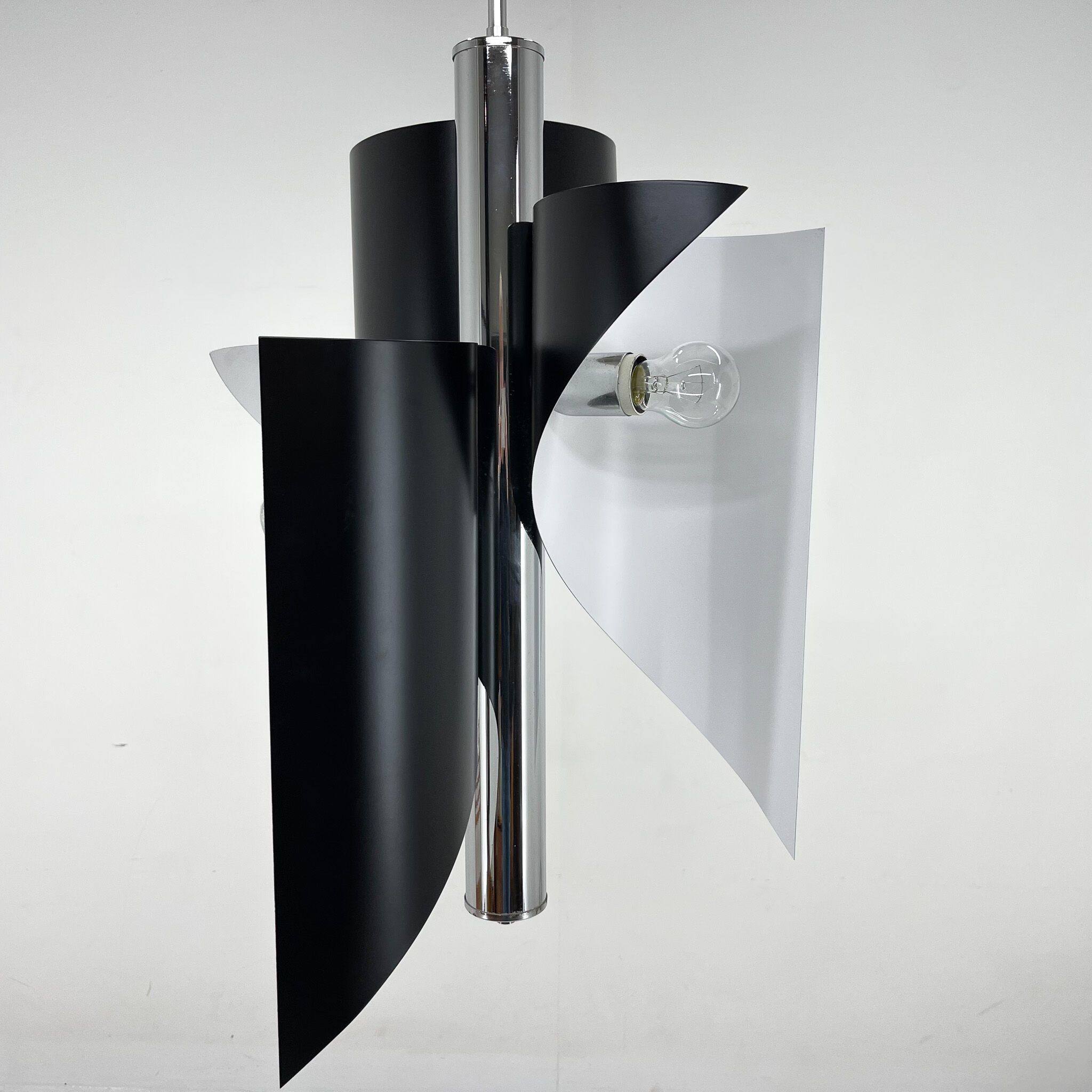 Beatiful vintage asymetrical chandelier Italy, 1970