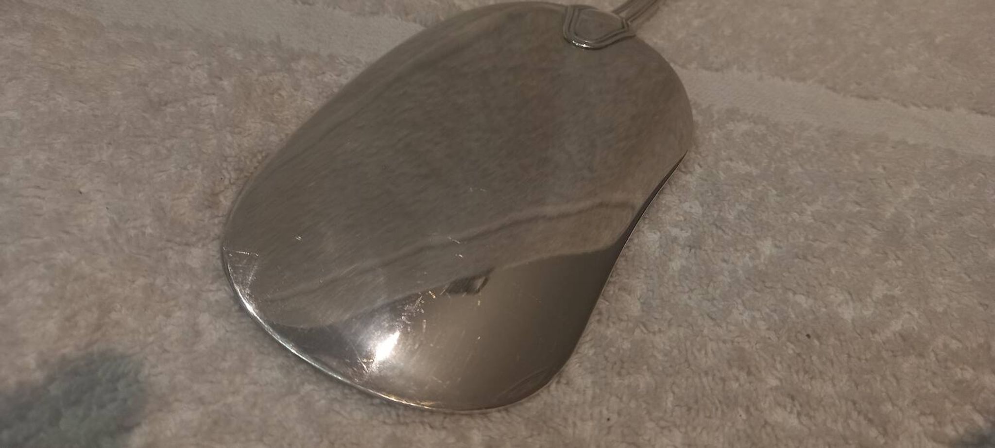 Pelle à servir la glace métal argenté orfèvre Ercuis contours 24,6cm