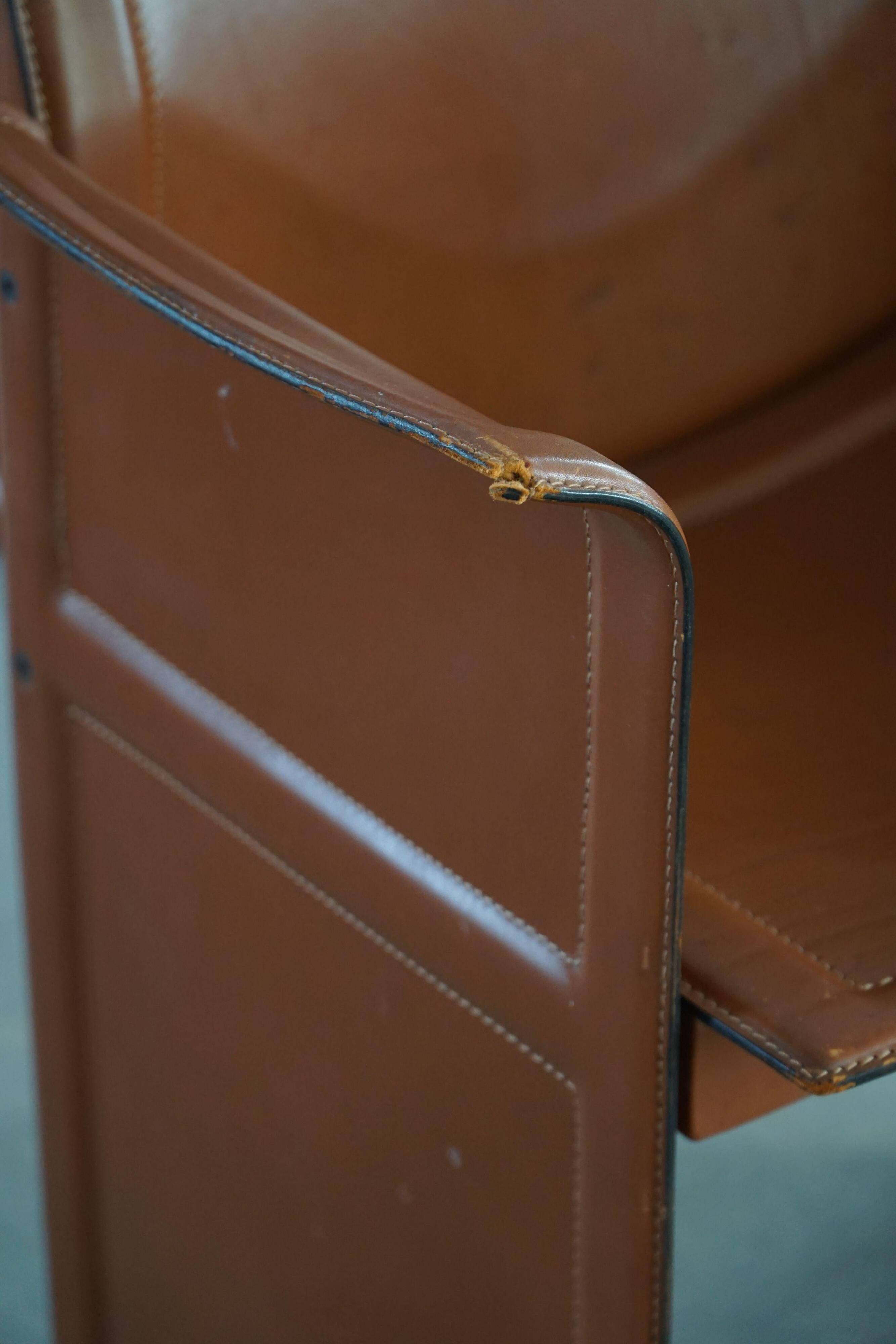 Ensemble de 4 fauteuils en cuir marron/rouge, Tito Agnoli, moderne italien, années 1970