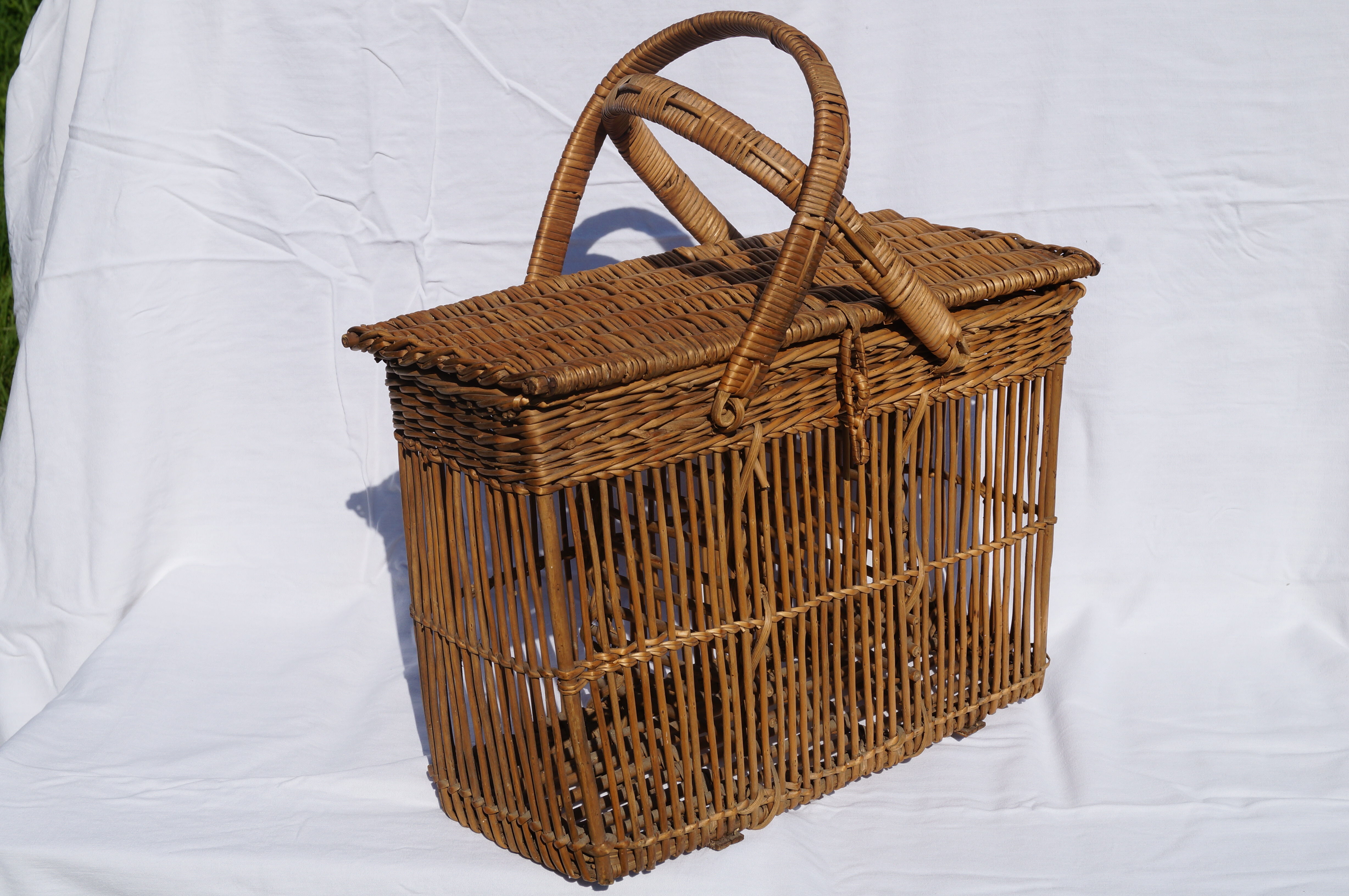 Wicker basket