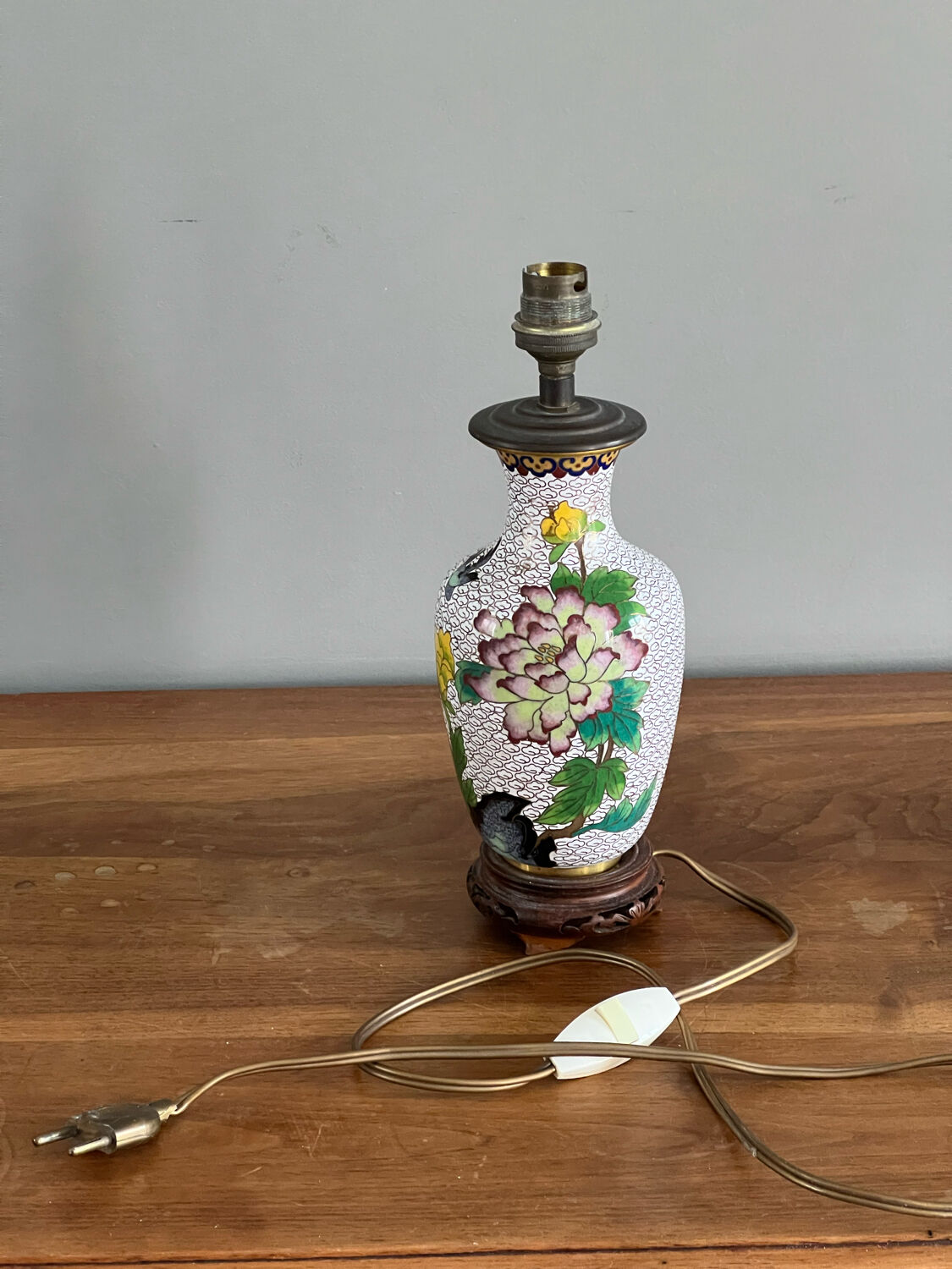 Pied de lampe ancien en émail cloisonnée
