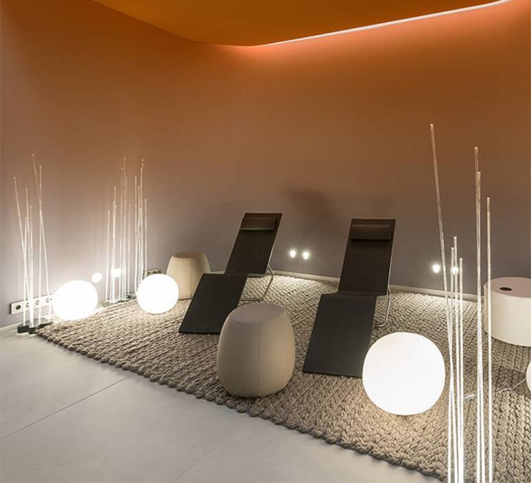 Artemide Dioscuri Lamp Design – Elegant and Iconic – Excellent condition – 25