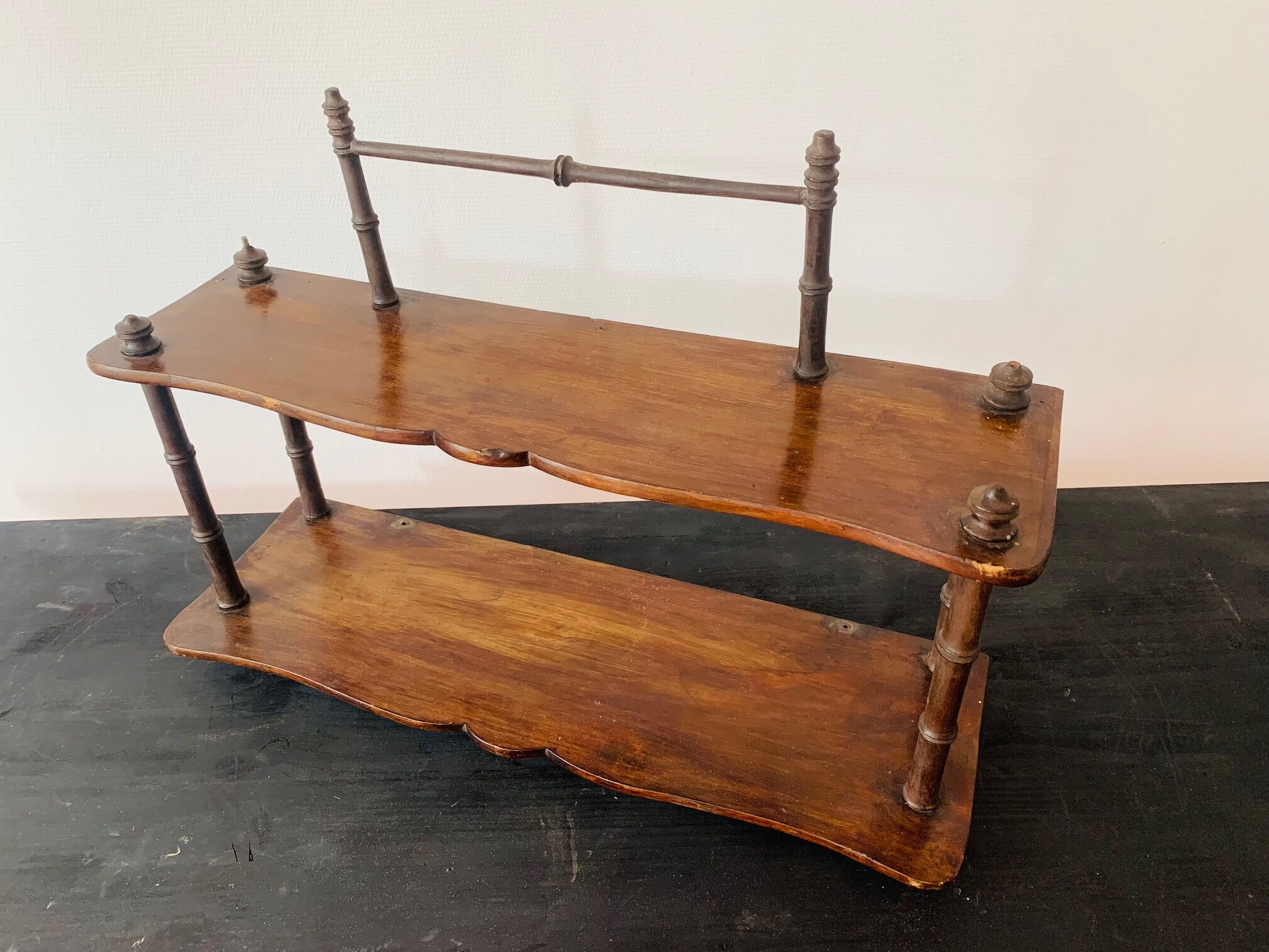 Small old shelf in wood and bamboo, 1900