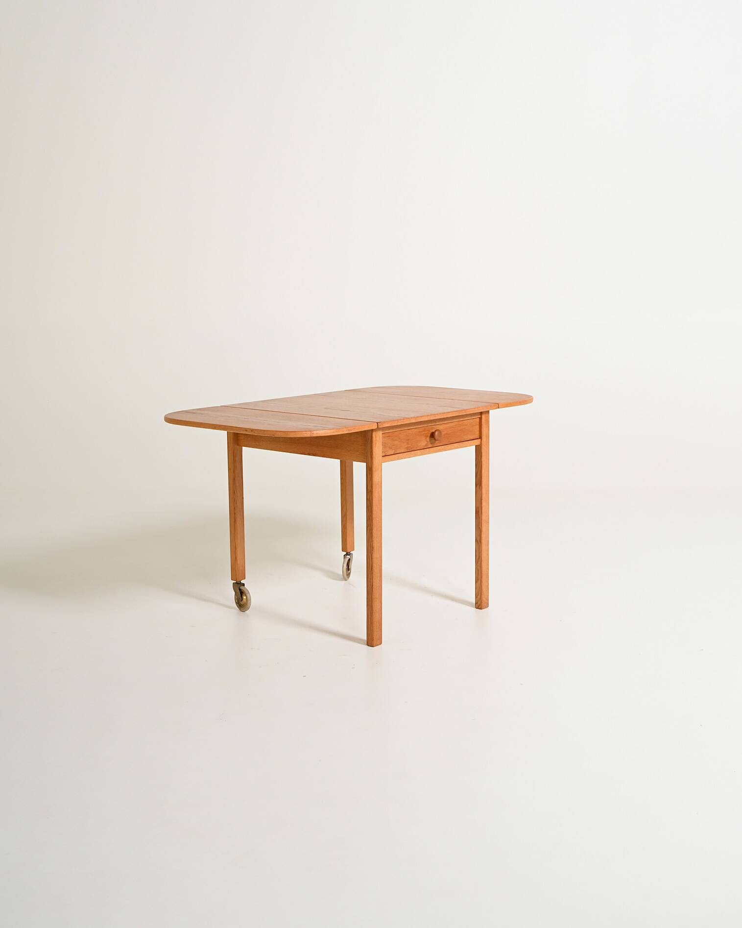 "Trissan" drop-leaf table by Sven Engström & Gunnar Myrstrand for Tingström